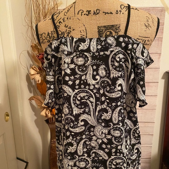 EXPRESS - Picture 3 of 5